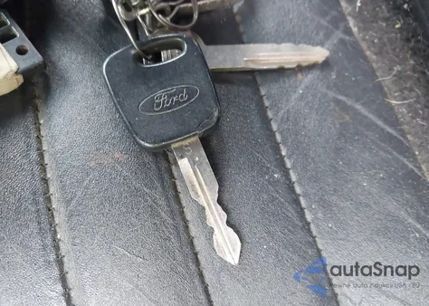 2000 Ford F-150 Lariat/Xl/Xlt from USA, damaged, VIN 2FTRX07L3YCB03694